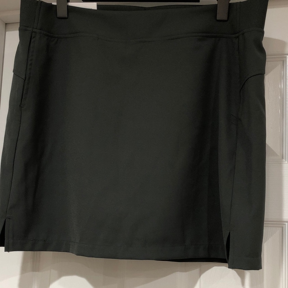 Elegant Green Women's Skort